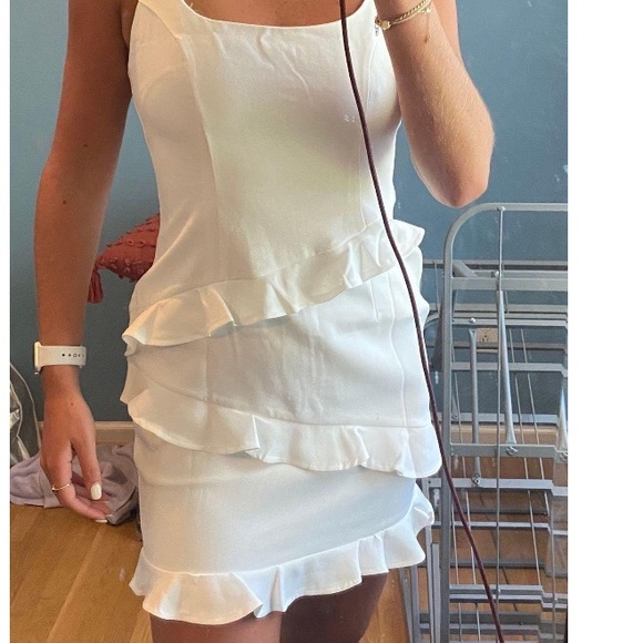 Hello Molly Dress - Picture 2 of 4